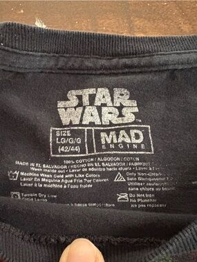 Star Wars **BABY YODA** Black Graphic Tee VINTAGE LARGE “WANTED”